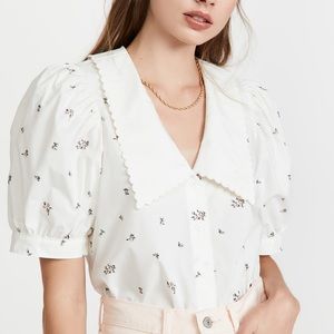 Levi’s Women’s white royce short sleeve collar blouse New without tags XS